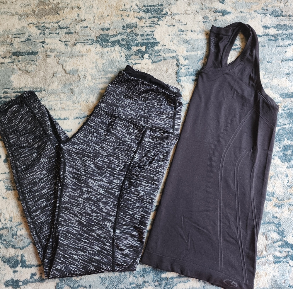 Workout Bundle Leggings & Tank Size M